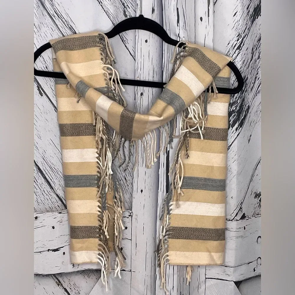 V. FRAAS Striped Scarf Fringed Trim